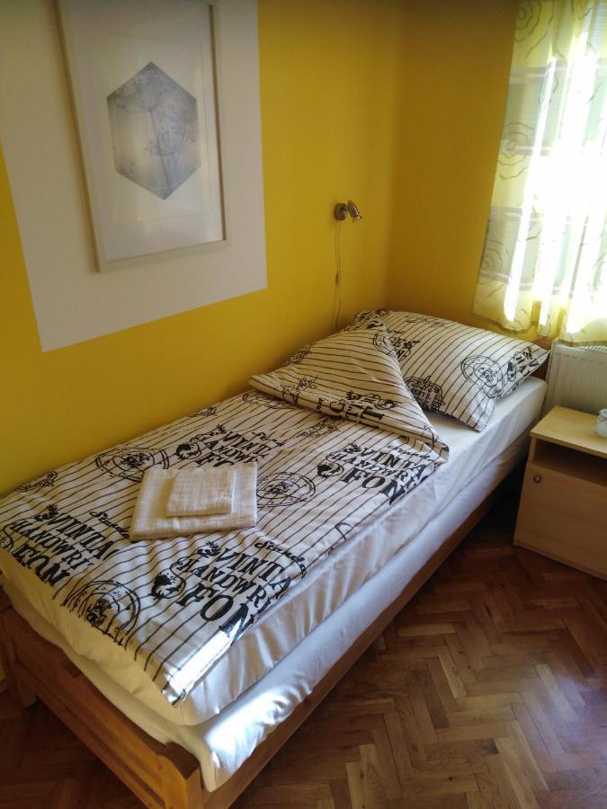 Arinza Apartman Vendeghaz Mezokovesd Bagian luar foto