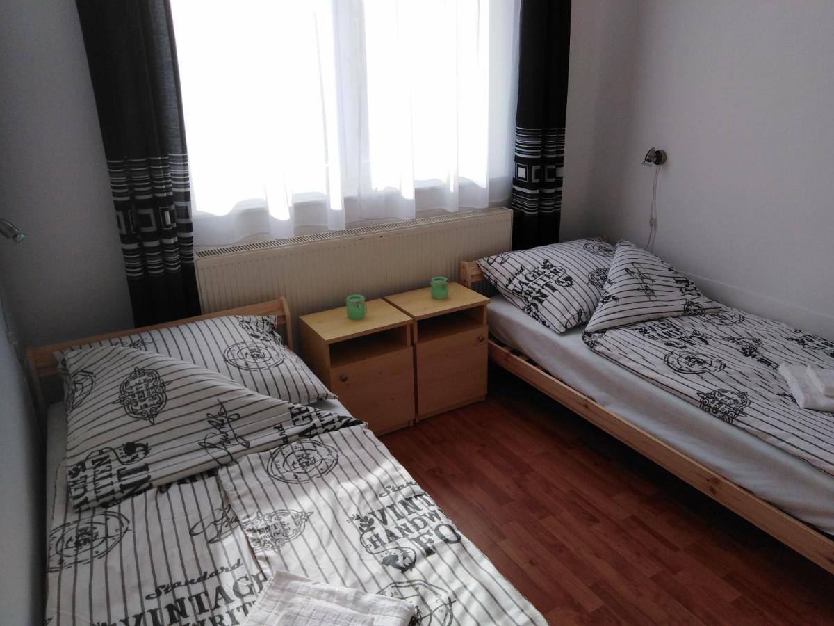 Arinza Apartman Vendeghaz Mezokovesd Bagian luar foto