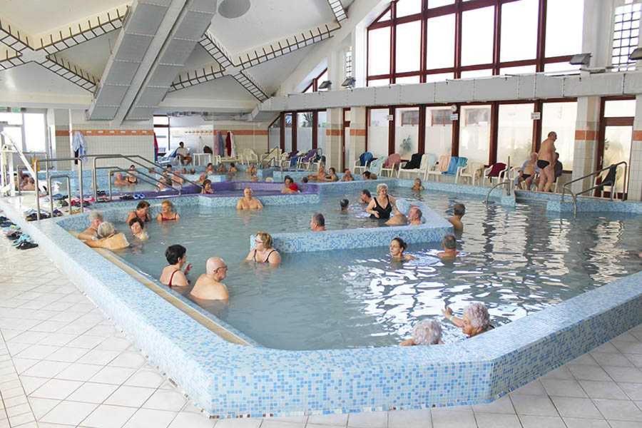 Arinza Apartman Vendeghaz Mezokovesd Bagian luar foto